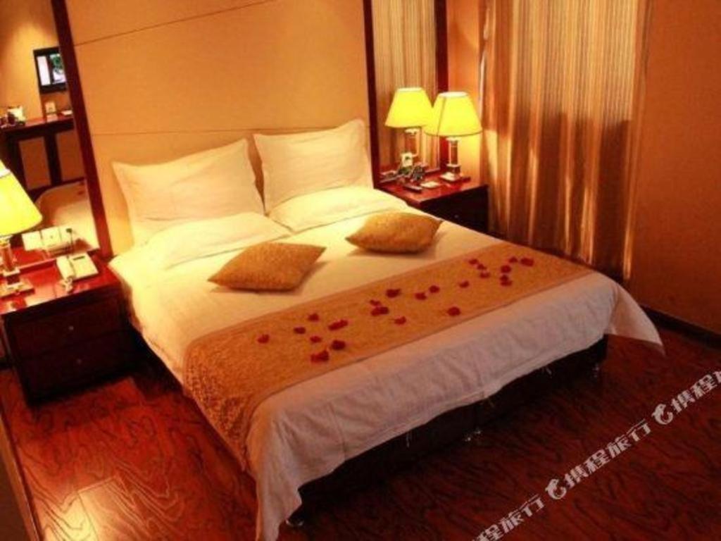 Greentree Inn Taiyuan Pingyang Road Business Hotel Exteriör bild
